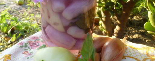 Шаг 4: маринованного лука с перцем и базиликом