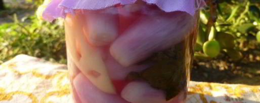 Шаг 5: маринованного лука с перцем и базиликом