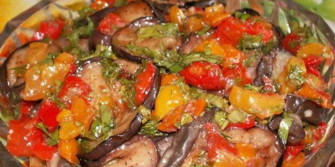 Рецепт маринованных баклажанов с овощами на закуску
