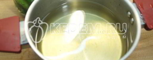 Шаг 7: маринованных огурцов в литровых банках