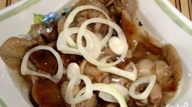 Рецепт Маринованных опят с корицей