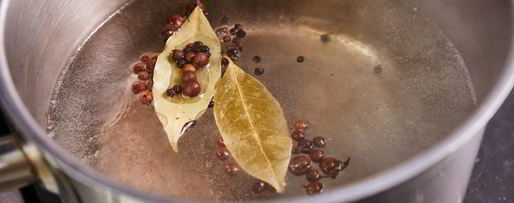 Шаг 2: маринованных шампиньонов