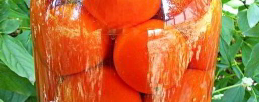 Шаг 3: помидоров маринованных с листьями малины