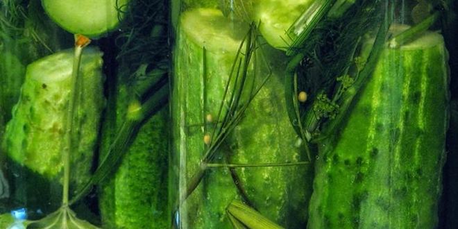 Рецепт огурцов горячим способом на зиму