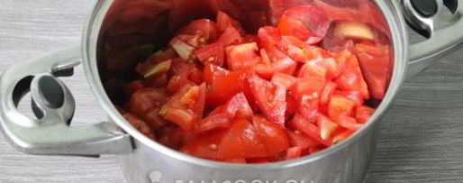 Шаг 5: огурцов в томатной заливке на зиму