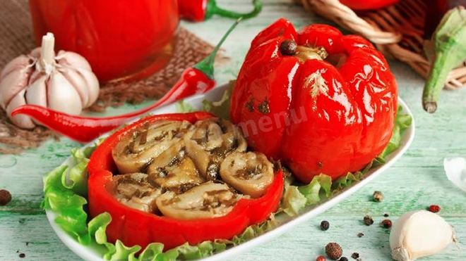 Рецепт Перца фаршированного чесноком и баклажанами на зиму