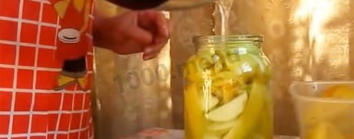 Шаг 4: перца с яблокамии на зиму