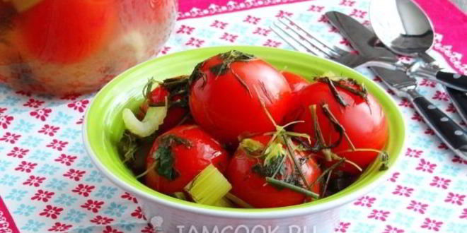 Рецепт помидоров, квашенных с чесноком и зеленью