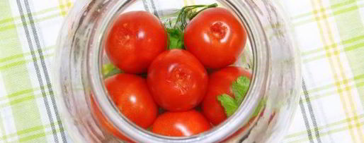 Шаг 10: помидоров, квашенных с чесноком и зеленью