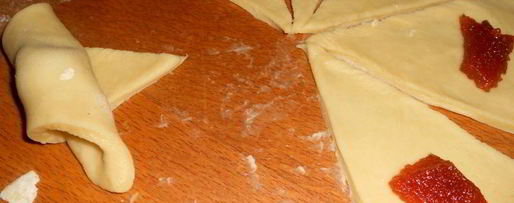 Шаг 1: круасан с повидлом