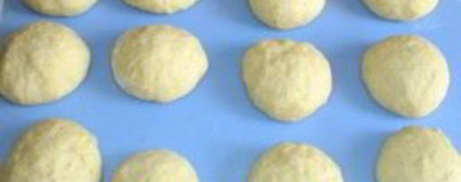 Шаг 3: латвийских булочек с повидлом