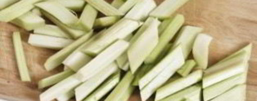 Шаг 1: повидла из ревеня