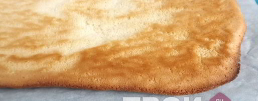 Шаг 6: рулета с повидлом и арахисом