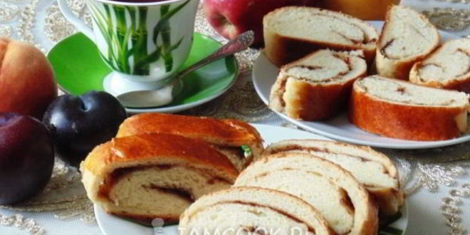 Рецепт сдобного рулета с повидлом