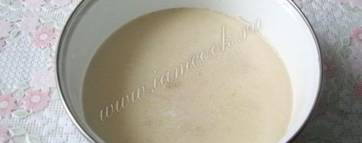 Шаг 2: сдобного рулета с повидлом