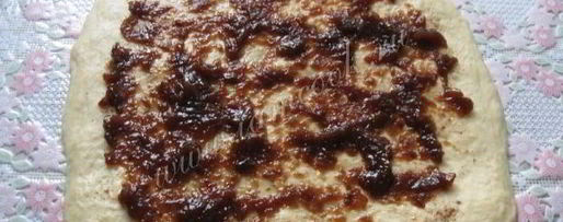 Шаг 10: сдобного рулета с повидлом