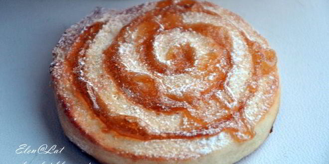 Рецепт вертушек из творожного теста с яблочным повидлом