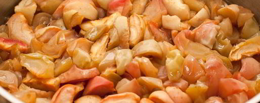 Шаг 1: яблочного повидла с красной смородиной