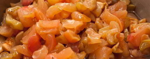 Шаг 2: яблочного повидла с красной смородиной