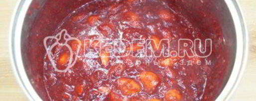 Шаг 5: яблочного повидла со смородиной