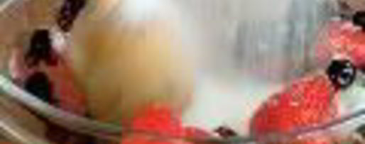 Шаг 1: протертых ягод с сахаром