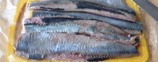 Шаг 4: малосольной селедки для праздника