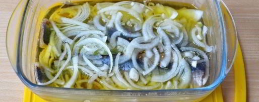 Шаг 8: малосольной селедки для праздника