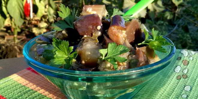 Рецепт малосольных баклажанов с чесноком