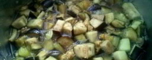 Шаг 1: малосольных баклажанов с чесноком