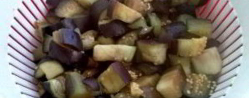 Шаг 2: малосольных баклажанов с чесноком