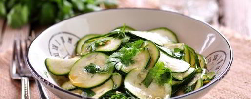 Шаг 8: малосольных кабачков