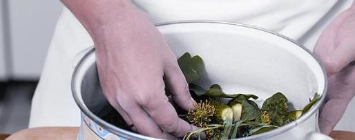 Шаг 1: малосольных огурчиков с хреном