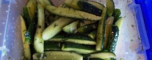 Шаг 8: огурцов малосольных