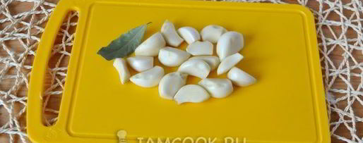 Шаг 4: сала в рассоле в банке