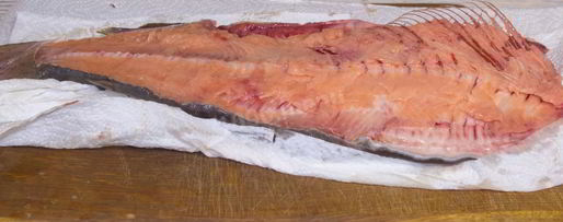 Шаг 3: слабосоленой горбуши под семгу