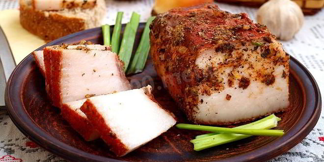 Рецепт соленого сала в луковой шелухе