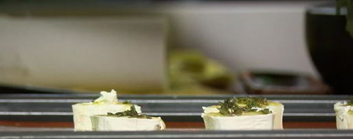 Шаг 2: арбуза с козьим сыром и луковым вареньем