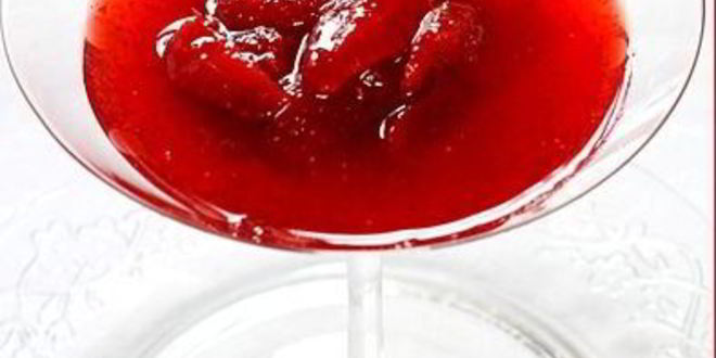 Рецепт клубничного варенья с шампанским