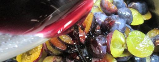 Шаг 2: сливового варенья с пряностями в вине