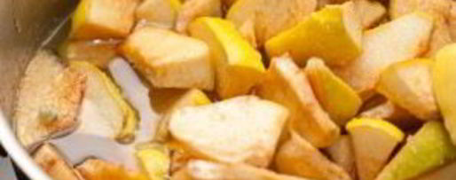 Шаг 2: варенья из айвы дольками