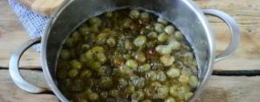 Шаг 3: варенья из крыжовника изумрудное