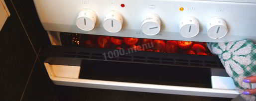 Шаг 5: вяленых томатов проще не бывает в духовке на зиму