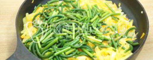 Шаг 6: закусочных чесночных стрелок