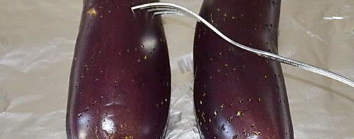 Шаг 1: бабагануш из баклажанов