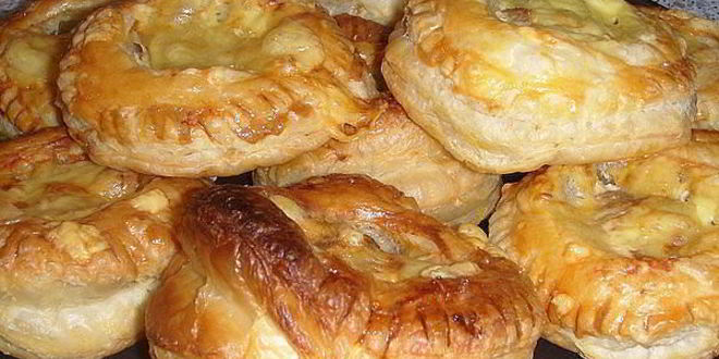 Рецепт беляшей из слоеного теста
