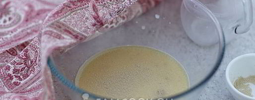 Шаг 2: пышных беляшей на сковороде