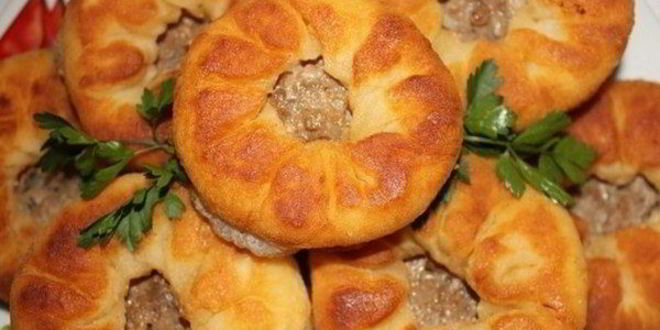 Рецепт пышных беляшей с мясным фаршем по-домашнему