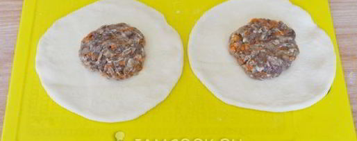 Шаг 8: татарских беляшей с мясом