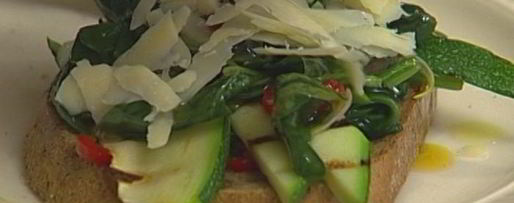 Шаг 10: брускетты из цукини со шпинатом