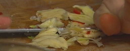 Шаг 2: брускетты из цукини со шпинатом